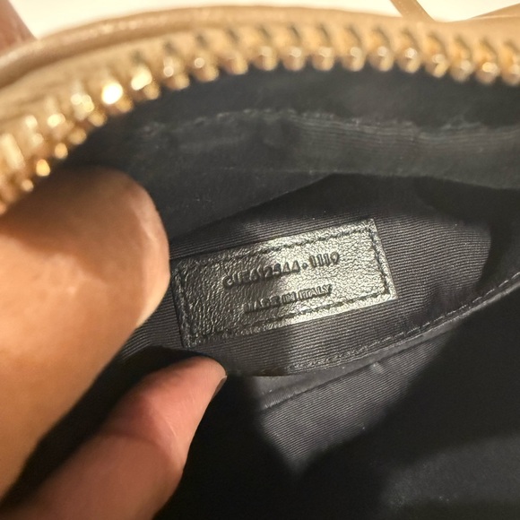 Yves Saint Laurent YSL Lou Camera Bag - Picture 7 of 11